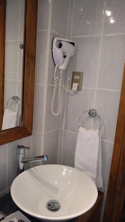 Hostal Buena Estancia プンタアレナス エクステリア 写真