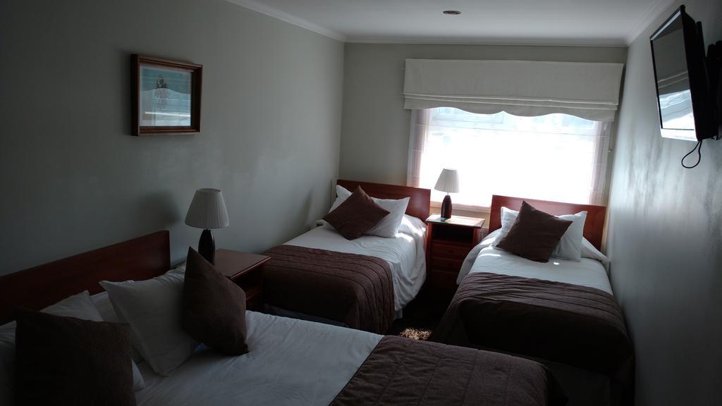 Hostal Buena Estancia プンタアレナス エクステリア 写真