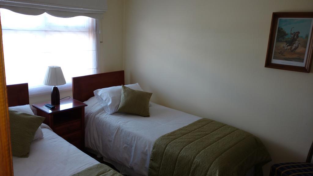 Hostal Buena Estancia プンタアレナス エクステリア 写真