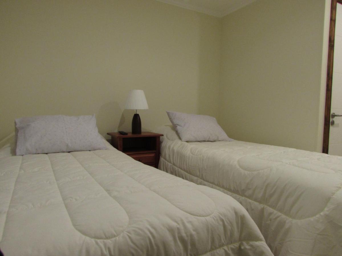 Hostal Buena Estancia プンタアレナス エクステリア 写真