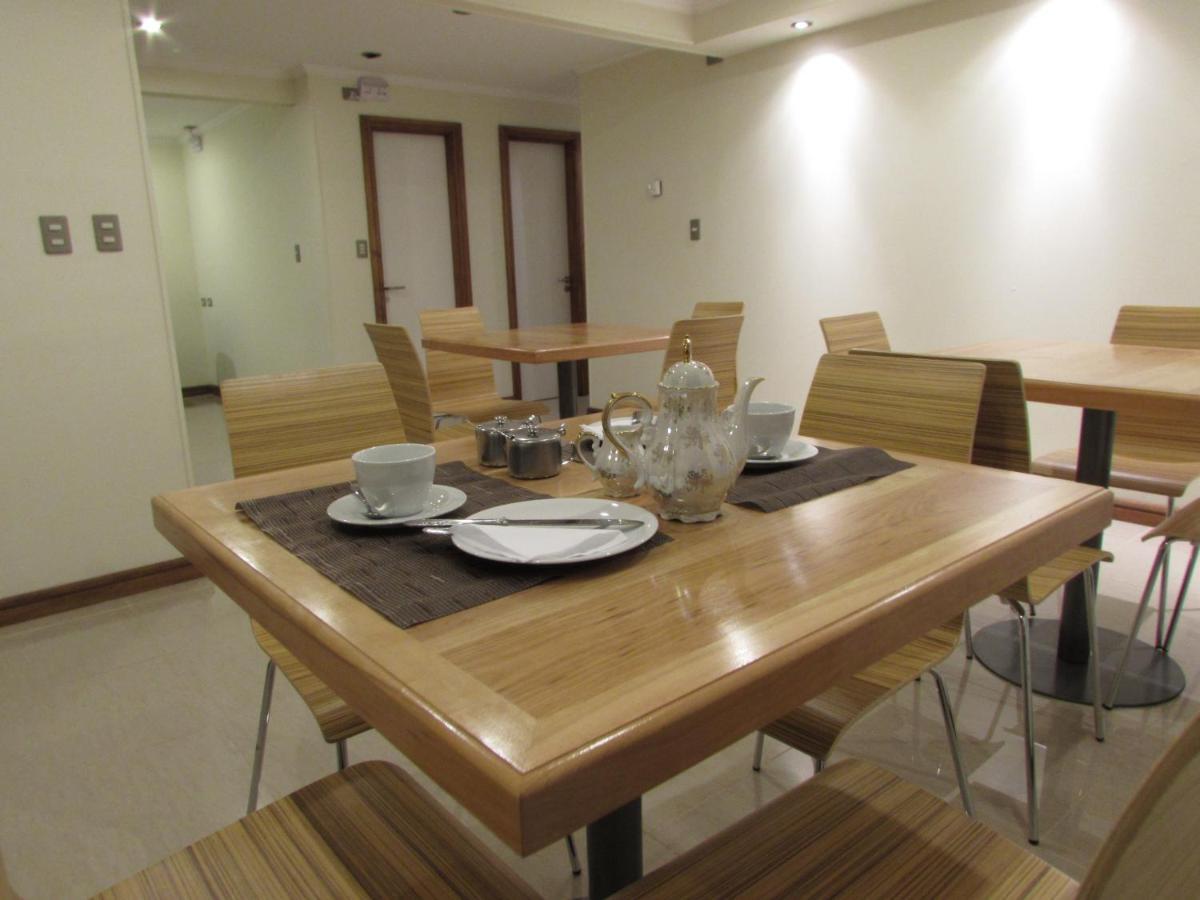 Hostal Buena Estancia プンタアレナス エクステリア 写真