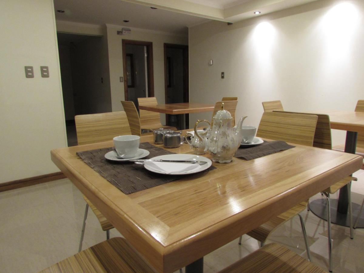 Hostal Buena Estancia プンタアレナス エクステリア 写真